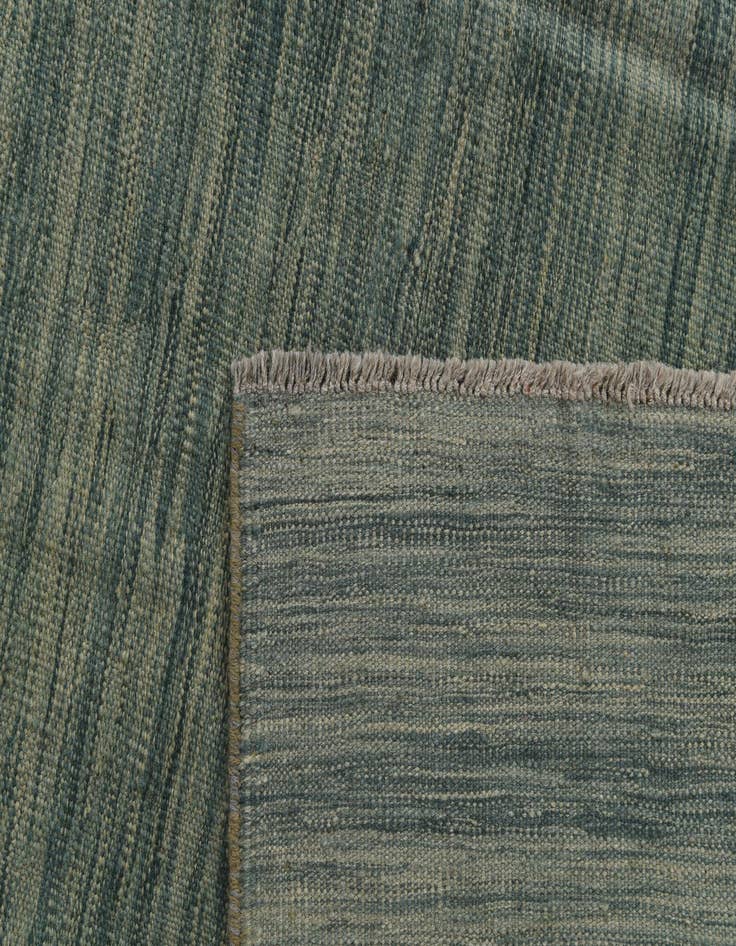 Detail image of  5' 5 x 8'  Hand Woven Kilim Modern Wool Rug