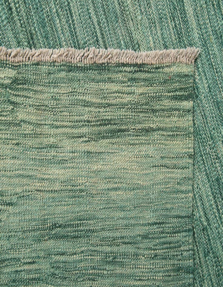 Detail image of  6' 5 x 9' 10  Hand Woven Kilim Modern Wool Rug