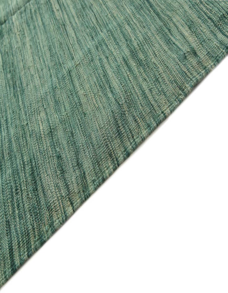 Detail image of  4' 5 x 6' 6  Hand Woven Kilim Modern Wool Rug