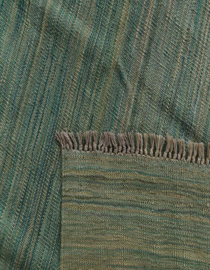 Detail image of  5' 3 x 8'  Hand Woven Kilim Modern Wool Rug