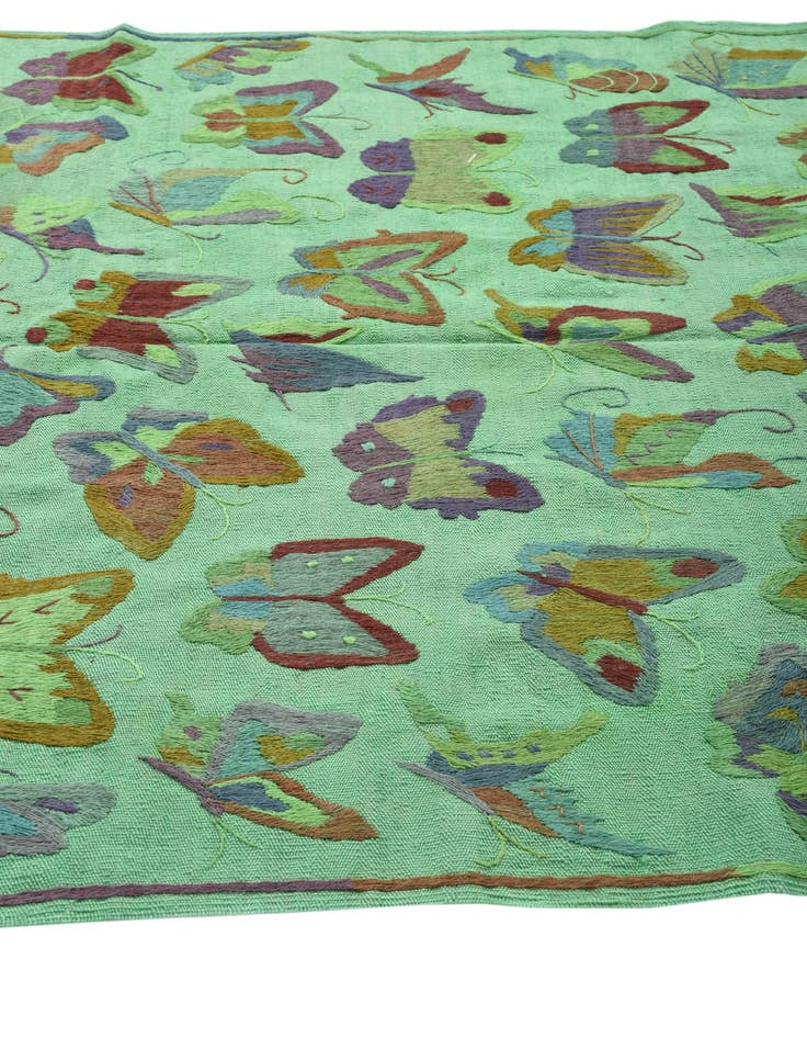 Detail image of  4' 10 x 6' 7  Hand Woven Kilim Suzani Wool Rug