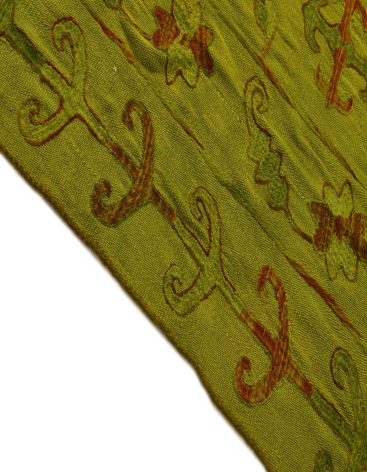 Detail image of  5' 5 x 6' 6  Hand Woven Kilim Suzani Wool Rug