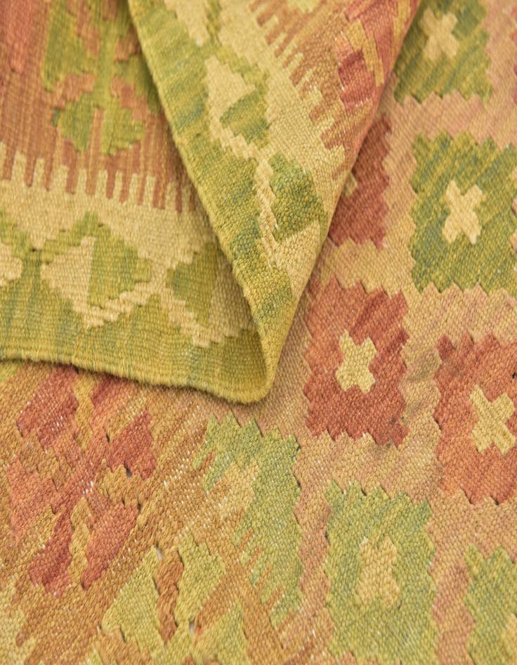 Detail image of  3' x 5' 2  Hand Woven Kilim Waziri Wool Rug