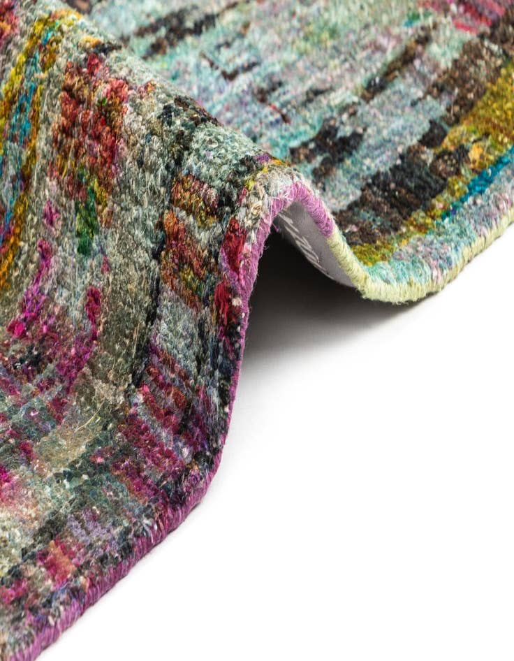 Detail image of  5' 11 x 9' 2  Hand Knotted Kundan Rug