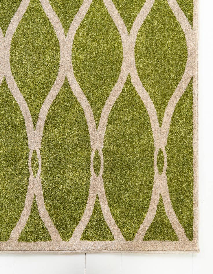 Detail image of  5' x 8' Lattice Rug