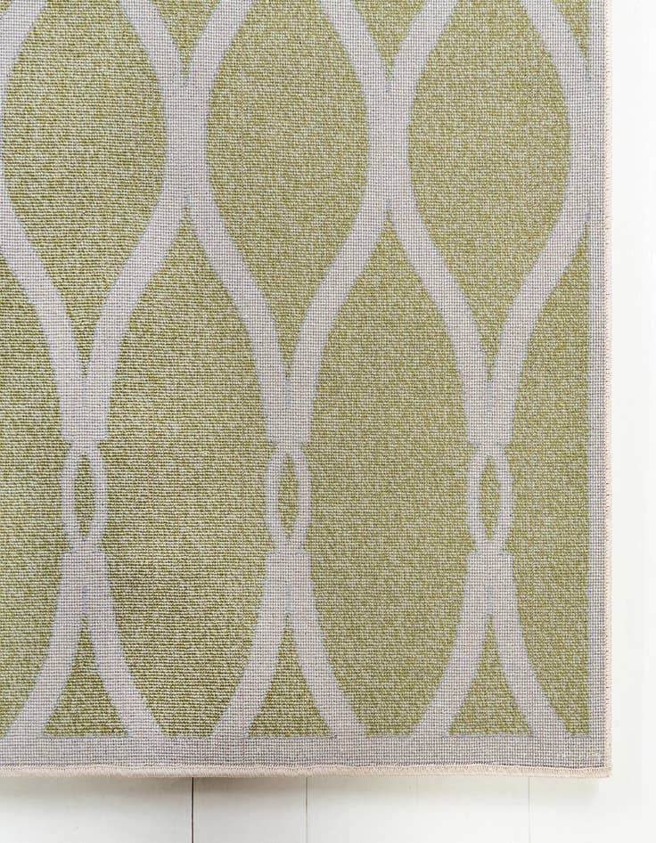 Detail image of  5' x 8' Lattice Rug