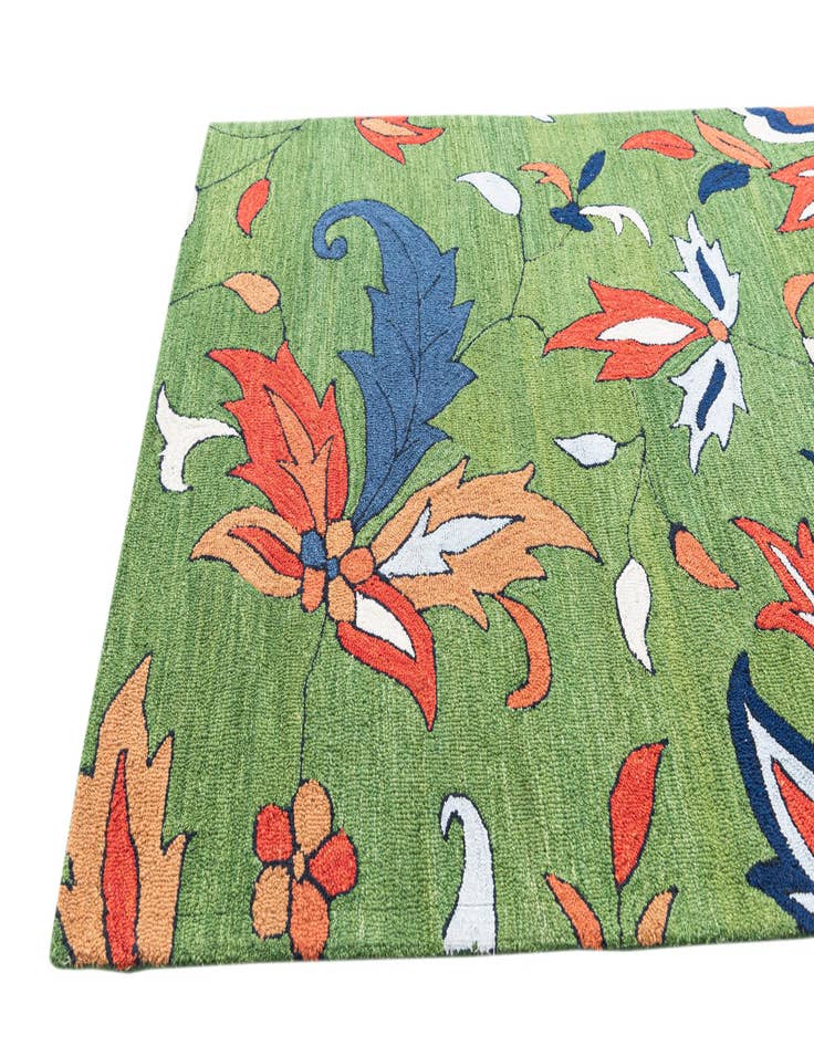 Detail image of  5' 1 x 8' Luna Rug