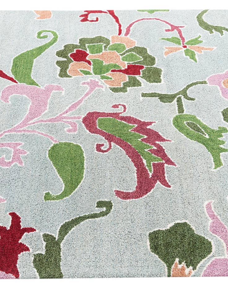 Detail image of  5' 1 x 8' Luna Rug