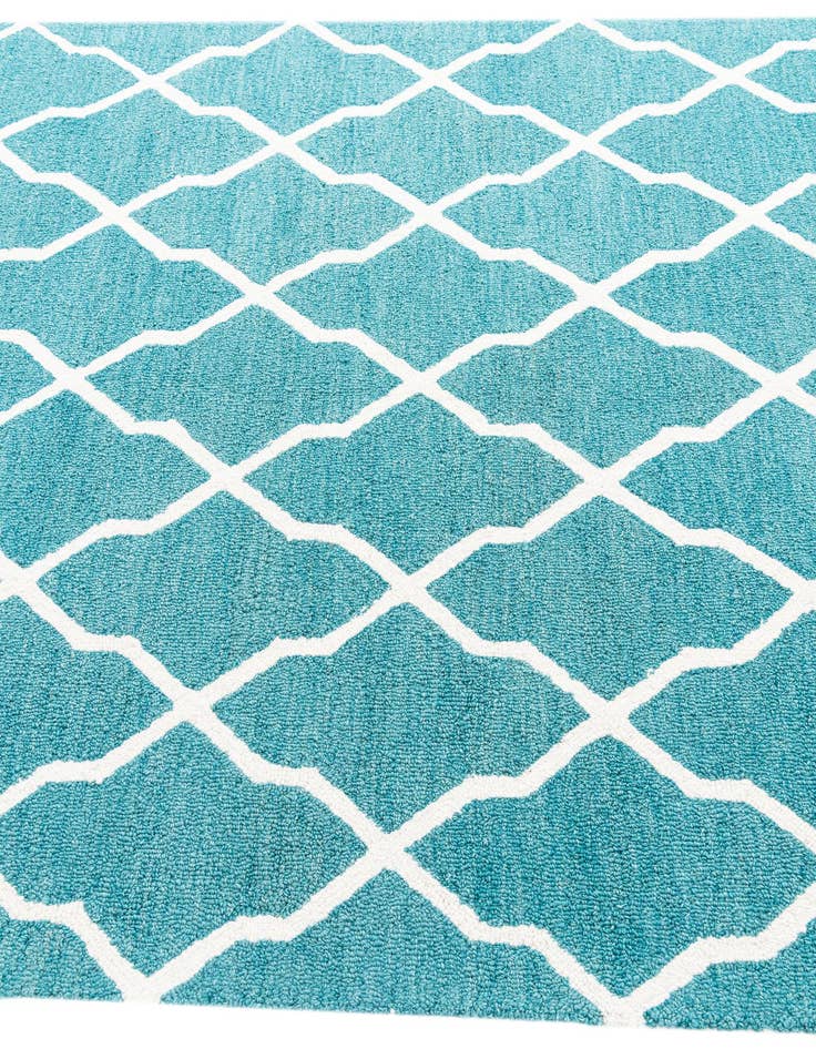 Detail image of  5' 1 x 8' Luna Rug