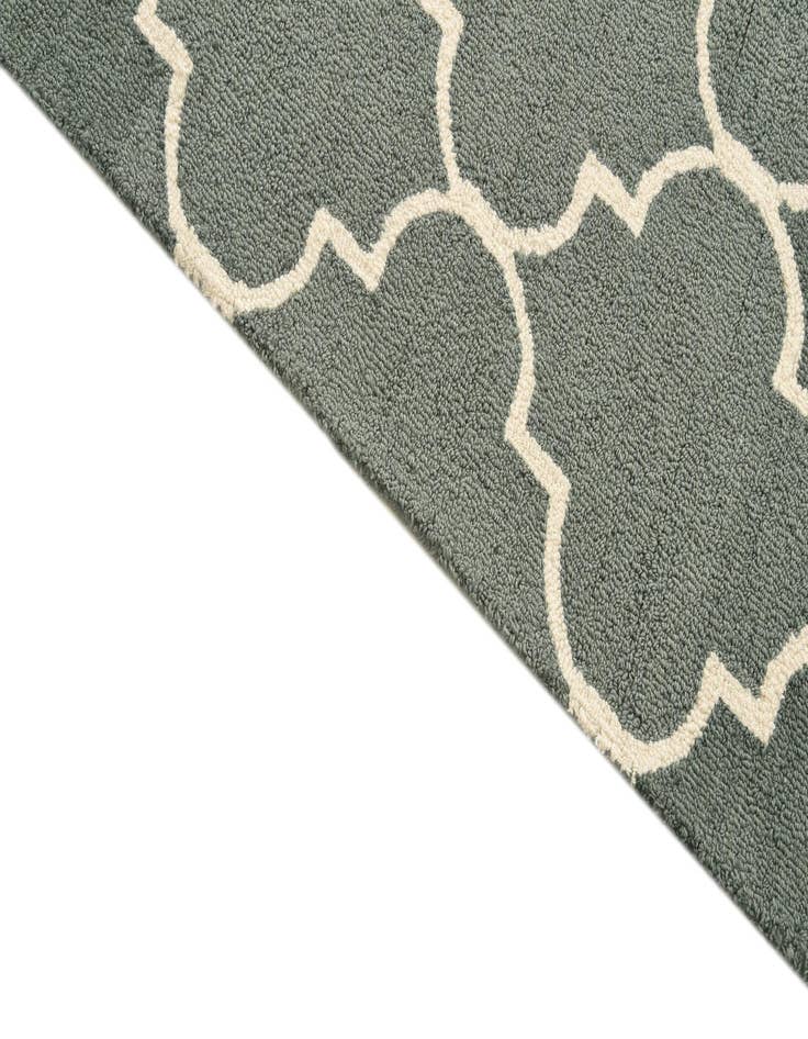 Detail image of  5' 2 x 8' 1 Luna Rug