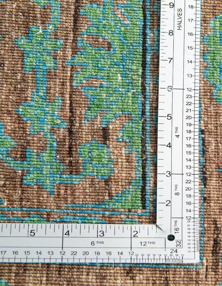 Detail image of  6' 8 x 9' 8  Hand Knotted Mamluk Ziegler Oriental Rug