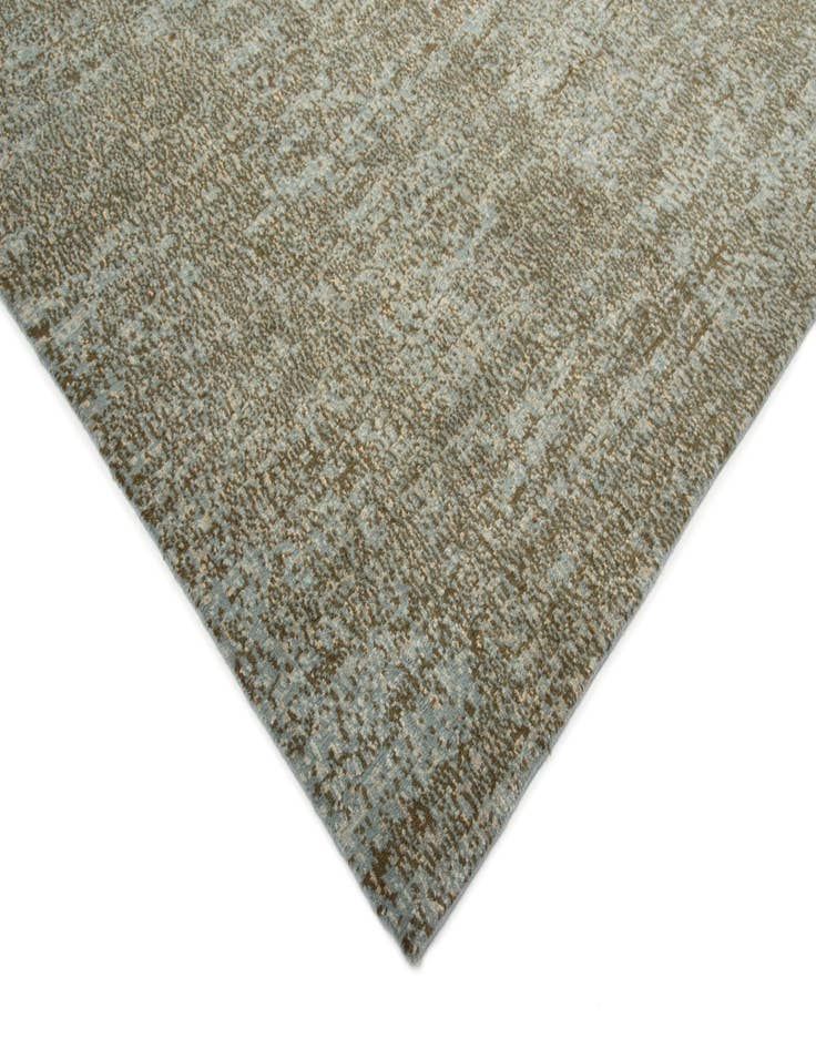 Detail image of  7' 7 x 9' 8 Modern Himalaya Wool Rug