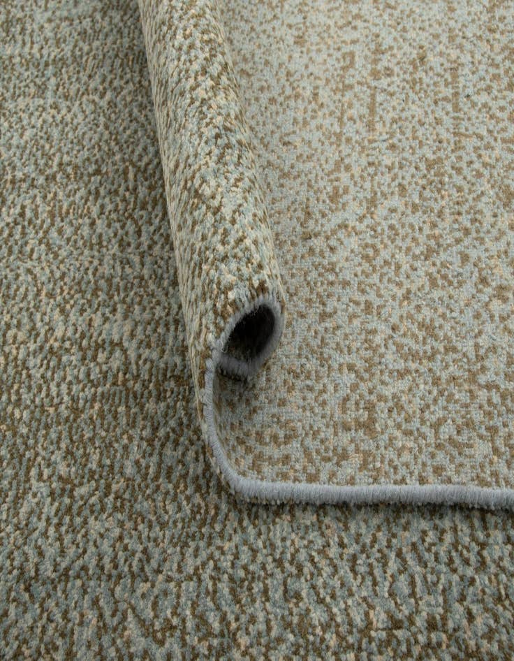 Detail image of  7' 7 x 9' 8 Modern Himalaya Wool Rug