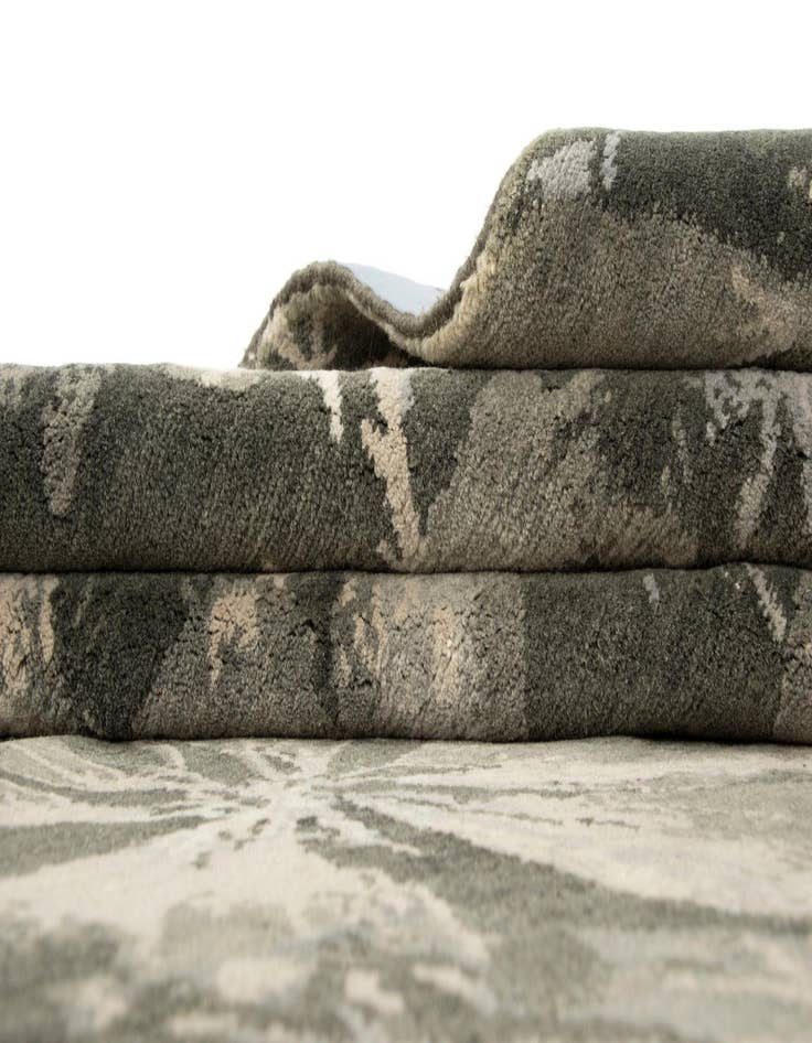 Detail image of  7' 9 x 10'  Hand Knotted Modern Himalaya Wool Rug