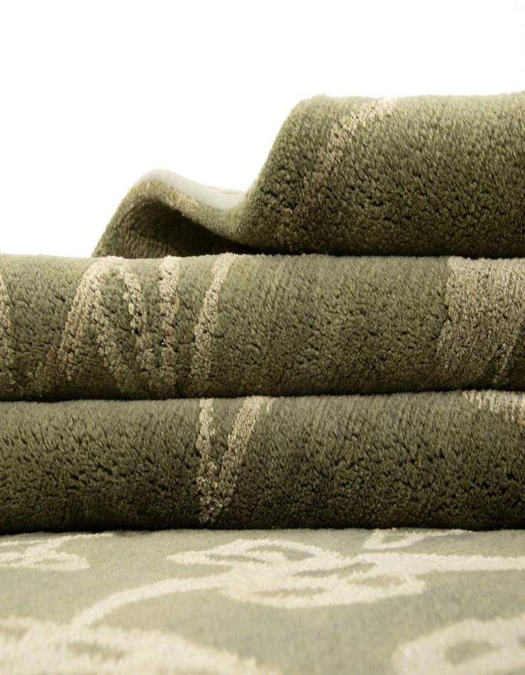 Detail image of  8' 4 x 9' 9 Modern Nehmo Wool Rug