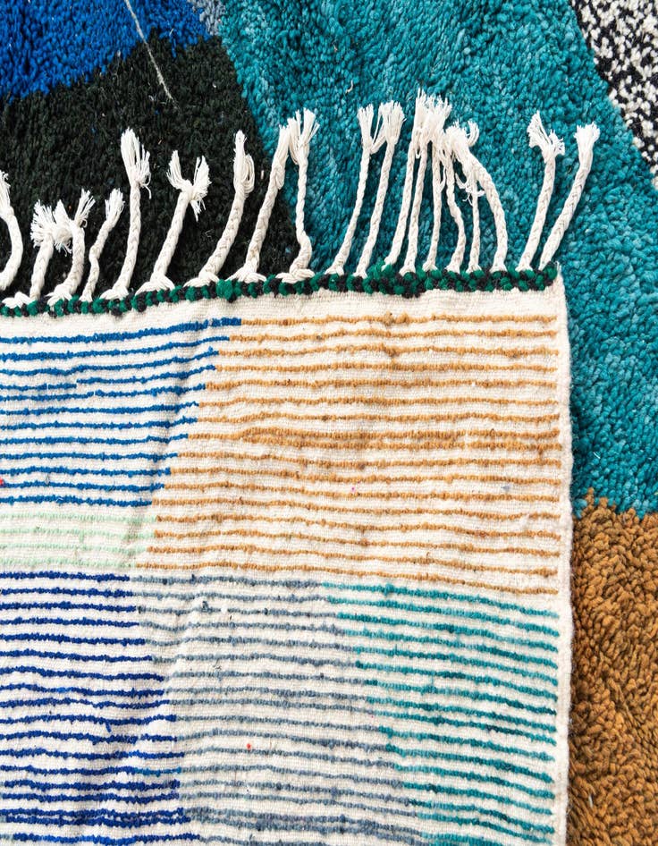 Detail image of  6' 9 x 9' 7  Hand Knotted Moroccan Wool Rug