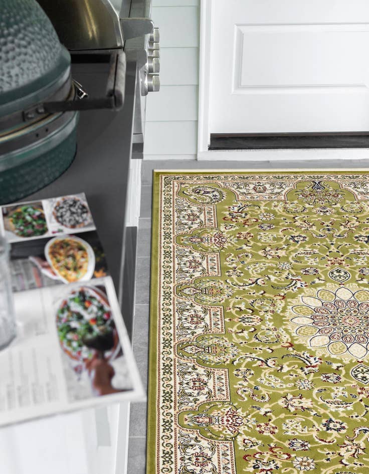 Detail image of  5' x 8' Nain Design Rug