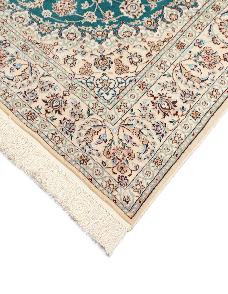 Detail image of  5' x 7' 6 Nain Rug