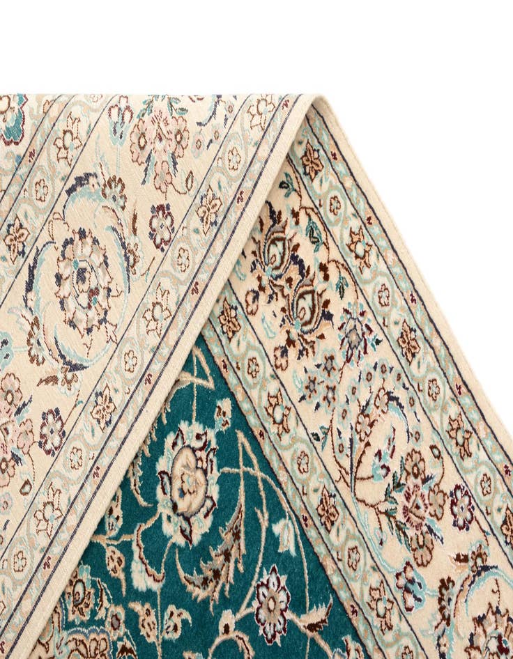 Detail image of  5' x 7' 6 Nain Rug