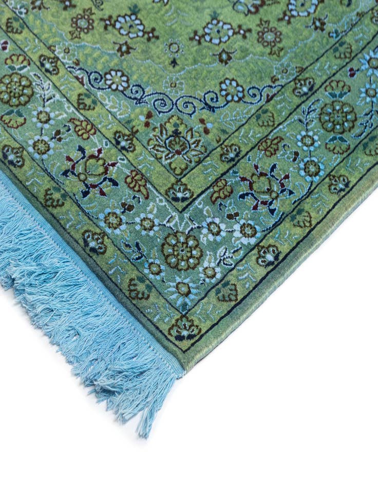 Detail image of  4' 3 x 6' 7 Nain Rug