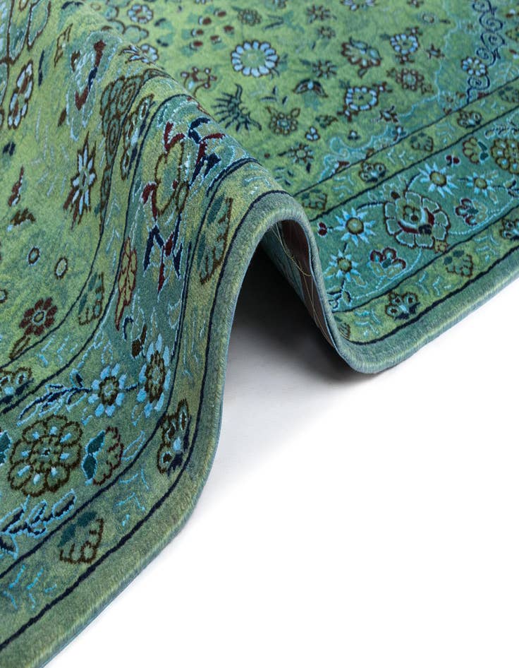 Detail image of  4' 3 x 6' 7 Nain Rug