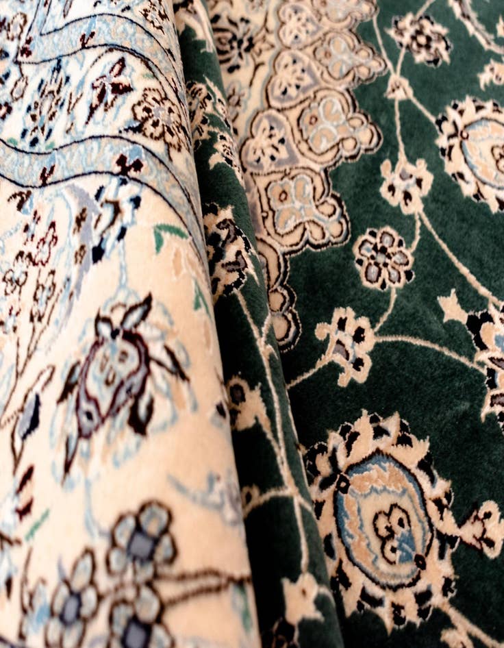 Detail image of  6' 10 x 8' 5 Nain Rug