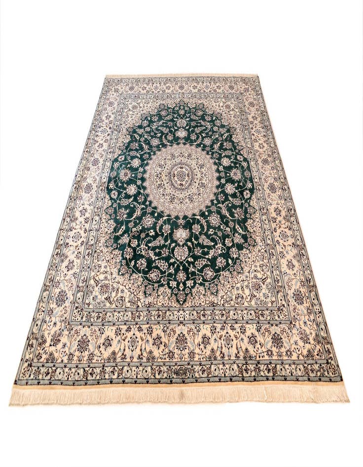 Detail image of  6' 10 x 8' 5 Nain Rug