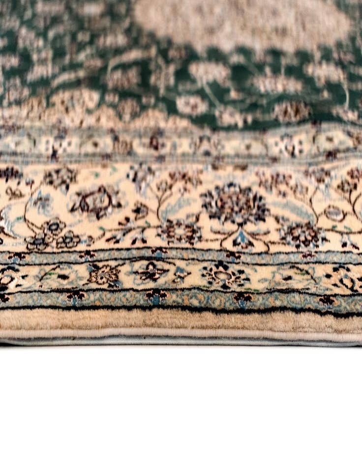 Detail image of  6' 10 x 8' 5 Nain Rug