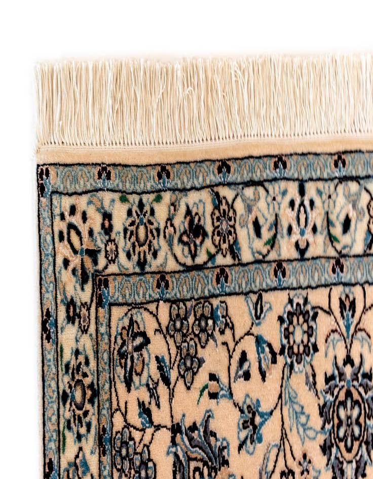 Detail image of  6' 10 x 8' 5 Nain Rug