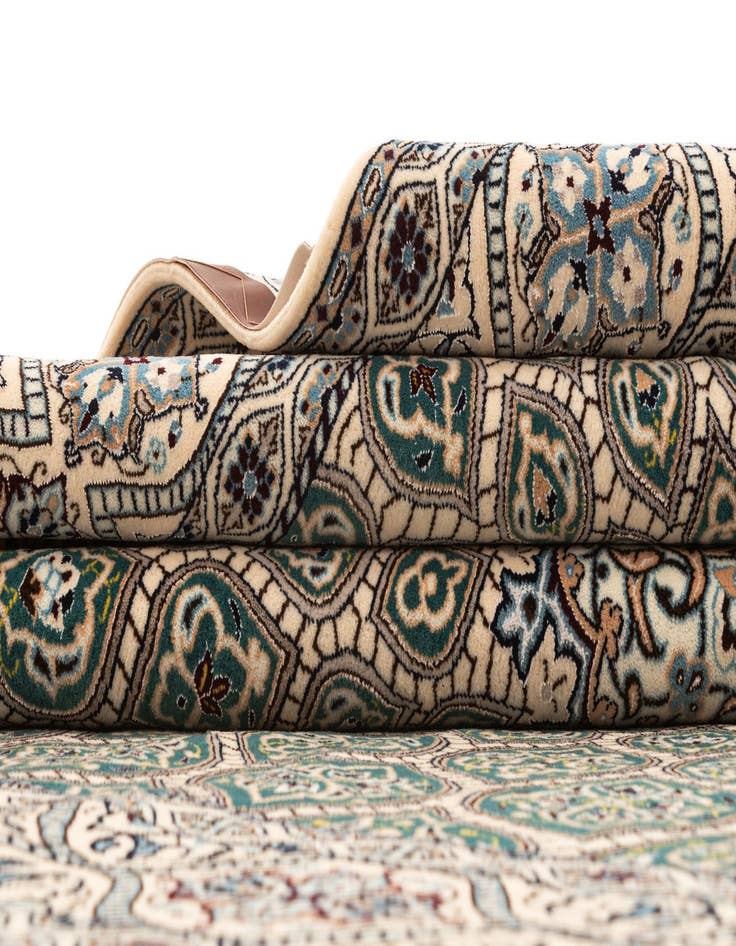 Detail image of  5' 1 x 7' 7 Nain Rug