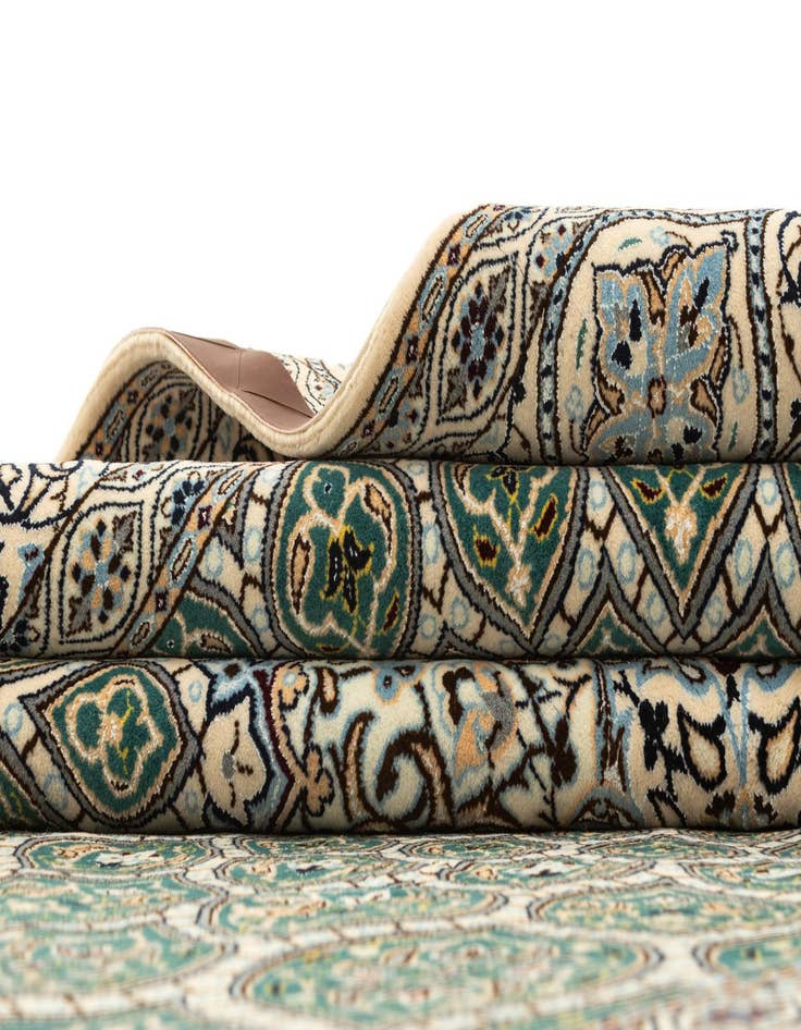 Detail image of  5' 1 x 7' 9 Nain Rug