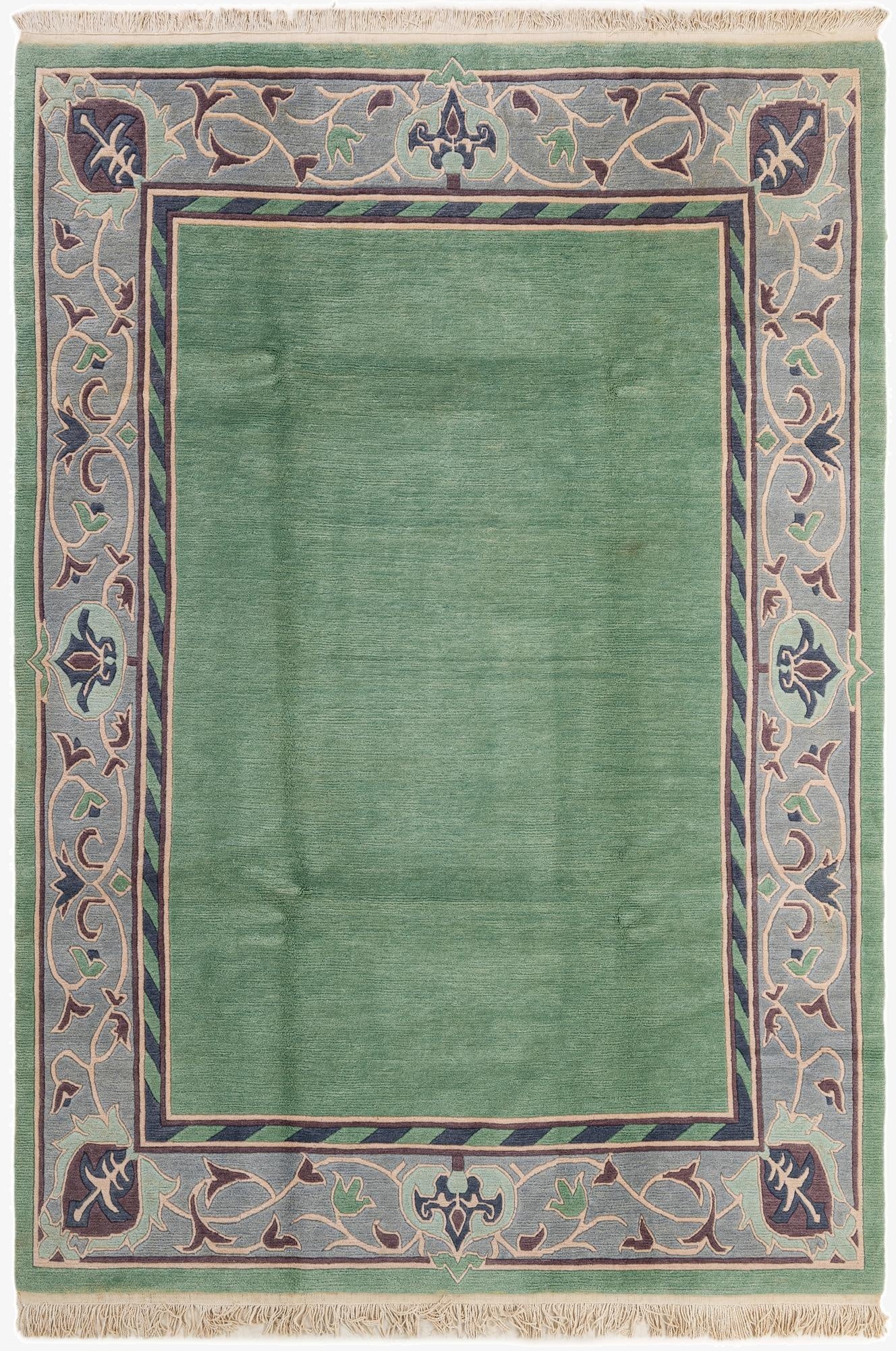  6' 7 x 9' 10  Hand Knotted Nepal Wool Rug