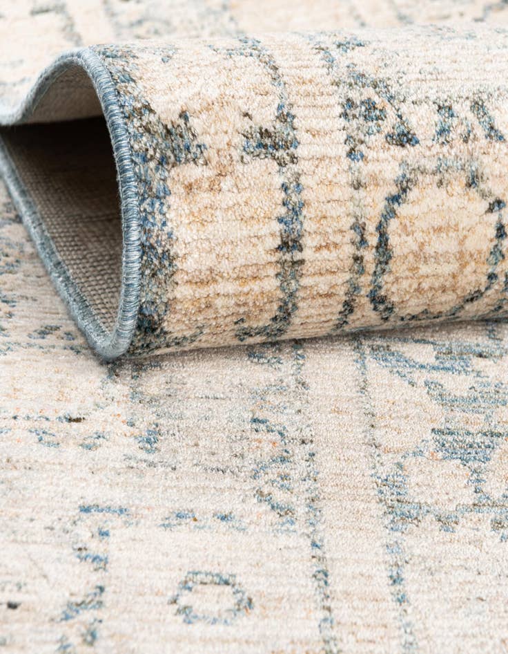 Detail image of  5' 3 x 7' 7 Noble Rug