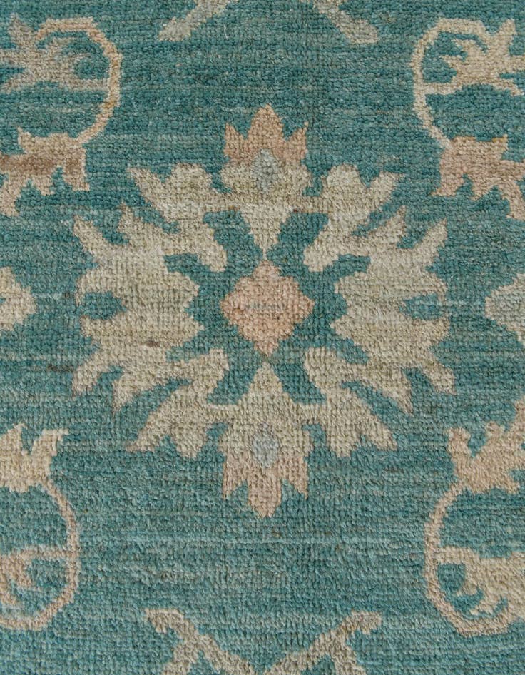 Detail image of 8' 2 x 9' 8 Hand Knotted Oushak Wool Rug