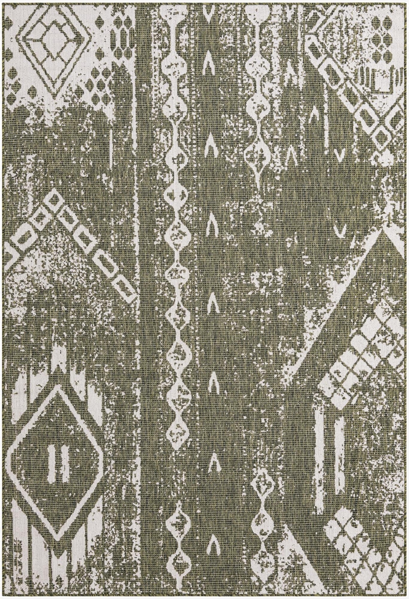  6' x 9'  Washable Bohemian Indoor / Outdoor Rug