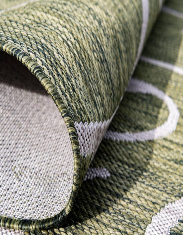 Detail image of  9' x 12'  Washable Botanical Indoor / Outdoor Rug