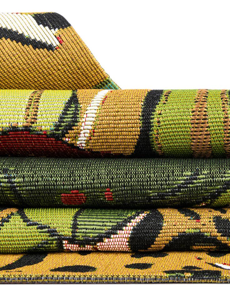 Detail image of  4' x 6'  Washable Botanical Indoor / Outdoor Rug