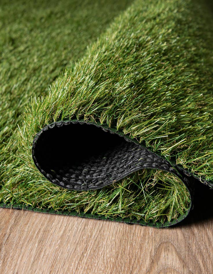 Detail image of  5' x 8'  Washable Grass Indoor / Outdoor Rug