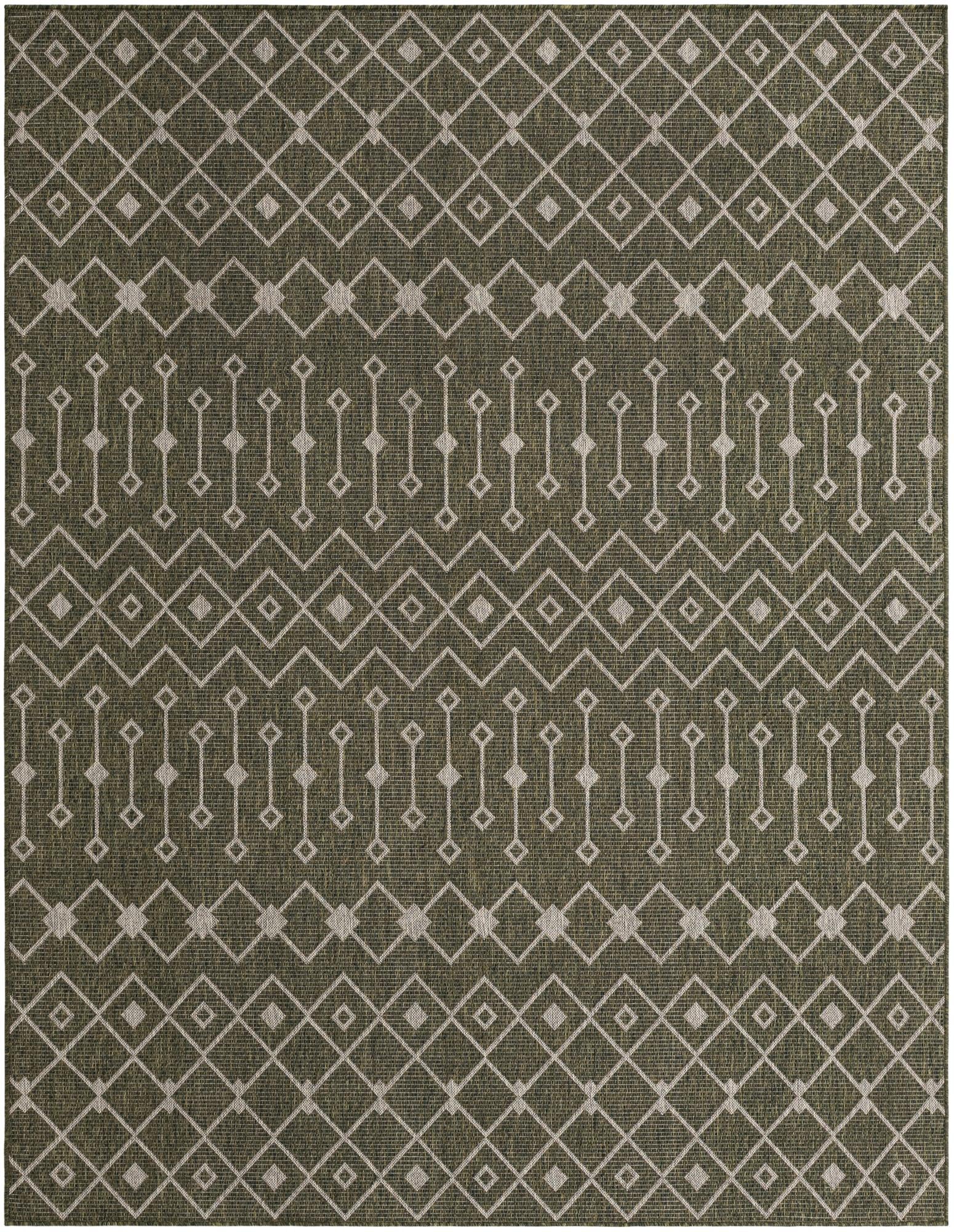 7' 10 x 10'  Washable Lattice Indoor / Outdoor Rug