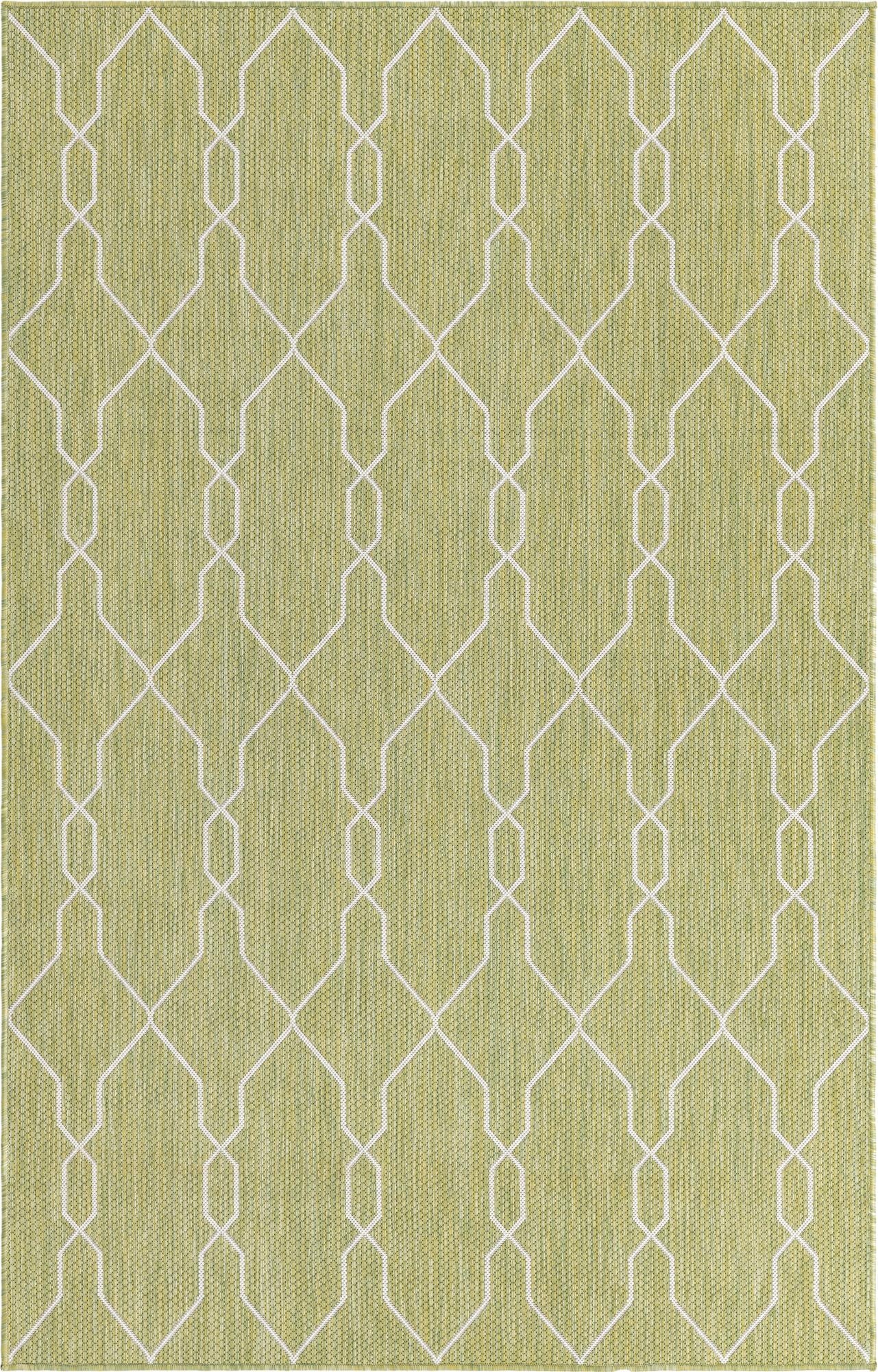  5' 3 x 8'  Washable Lattice Indoor / Outdoor Rug