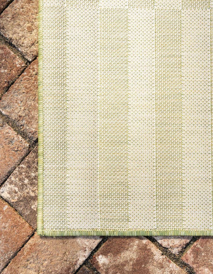 Detail image of  4' x 6'  Washable Ribbon Indoor / Outdoor Rug