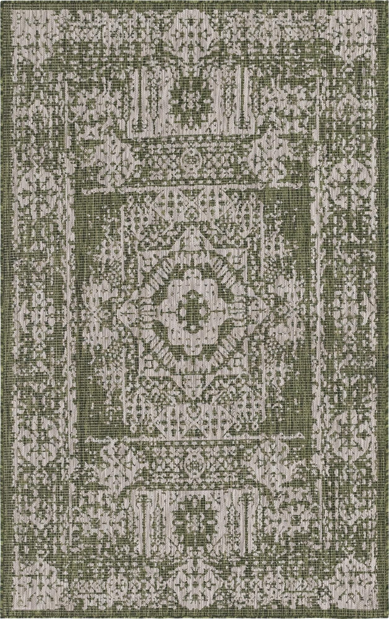  5' 3 x 8'  Washable Traditional Indoor / Outdoor Rug