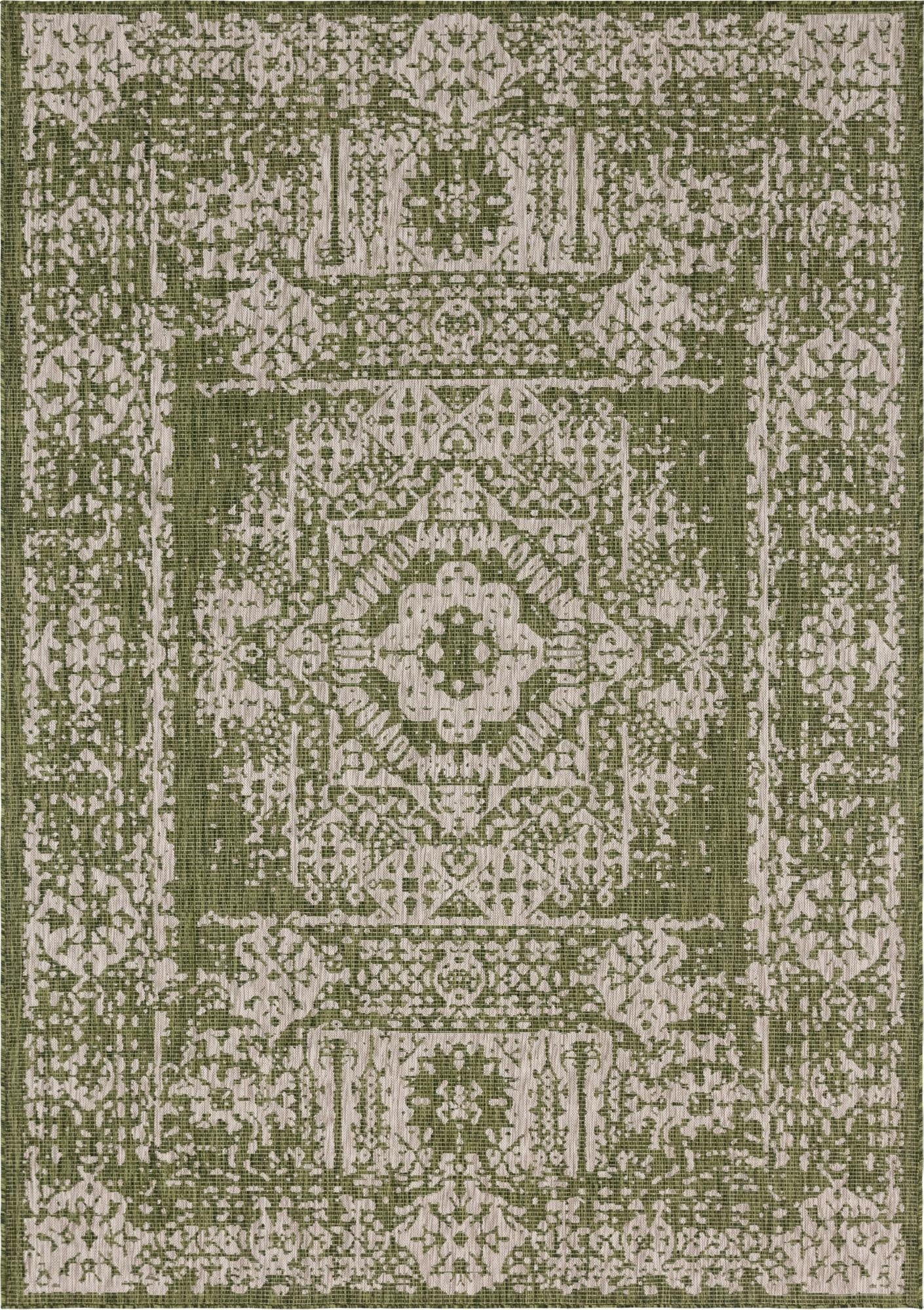  7' 10 x 11'  Washable Traditional Indoor / Outdoor Rug