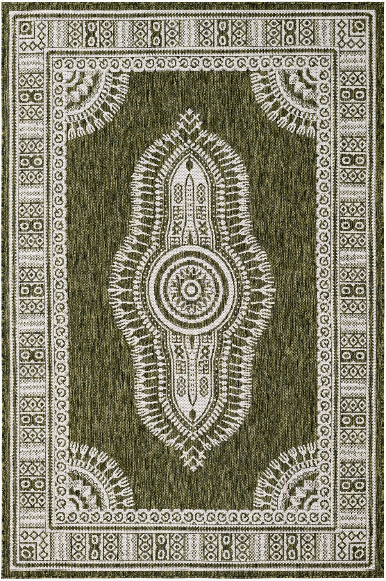  5' 3 x 8'  Washable Traditional Indoor / Outdoor Rug