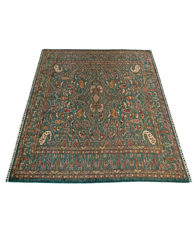 Detail image of 6' 8 x 10' 1 Samarkand Wool Rug