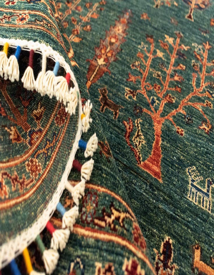 Detail image of 6' 2 x 9' 4 Samarkand Wool Rug
