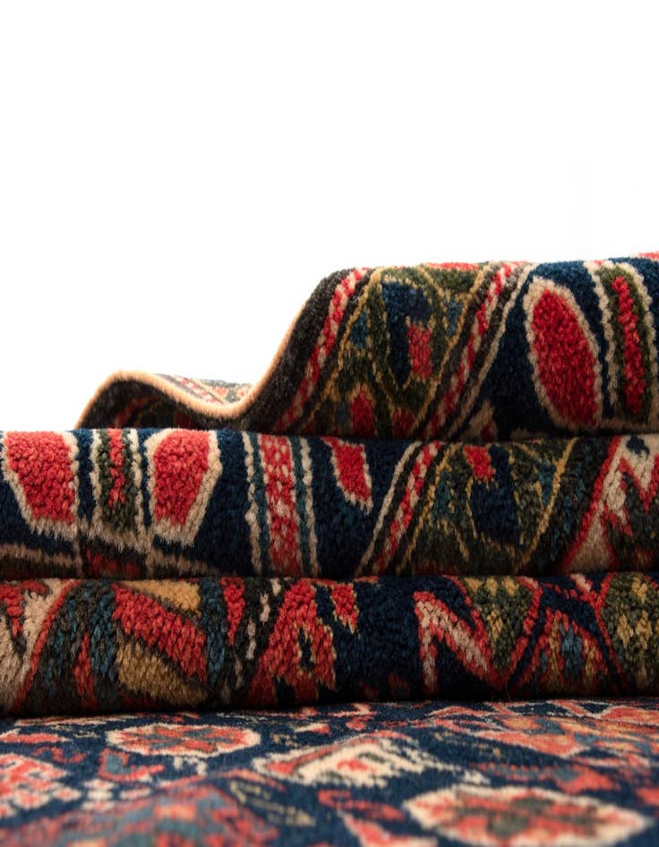 Detail image of  4' 9 x 6' 5  Hand Knotted Schirwan Rug