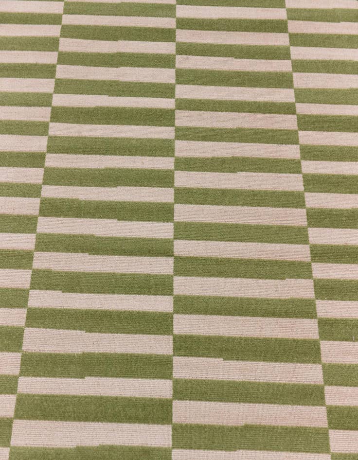 Detail image of  5' x 7' 6 SoHo Rug