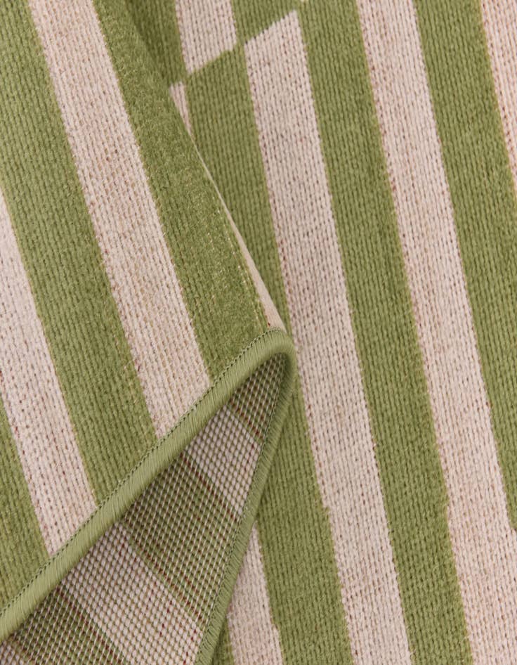 Detail image of  5' x 7' 6 SoHo Rug