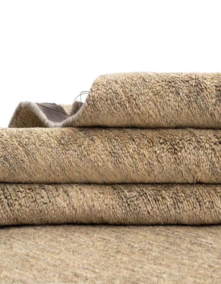 Detail image of  6' 5 x 9' 11 Tabiibaft Wool Rug